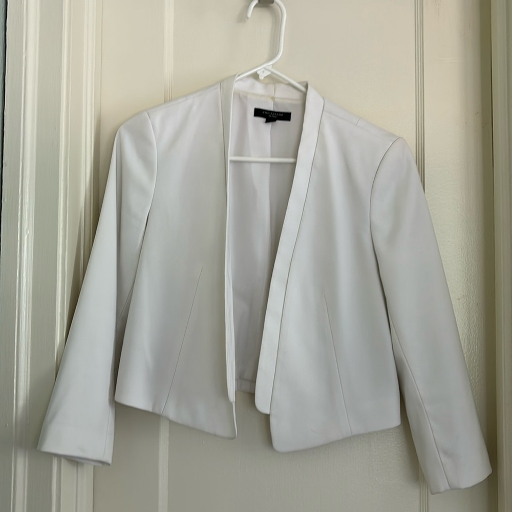 White collarless blazer from Ann Taylor. Size 6 Petite.